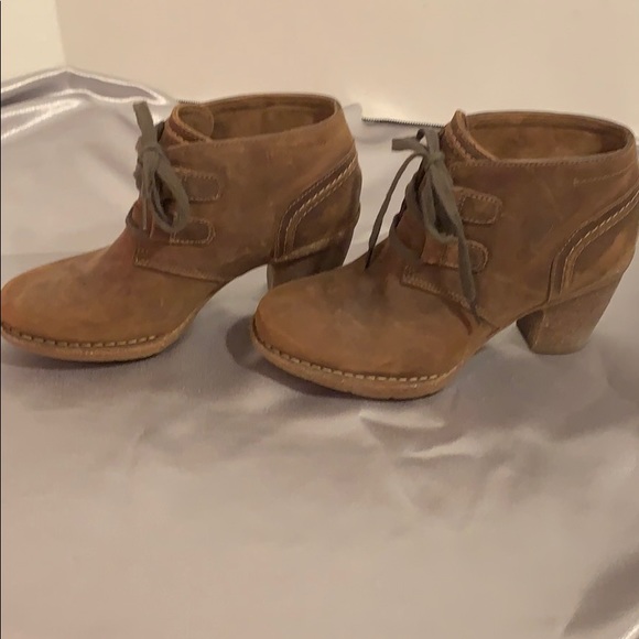 Clarks heeled booties - Picture 4 of 8
